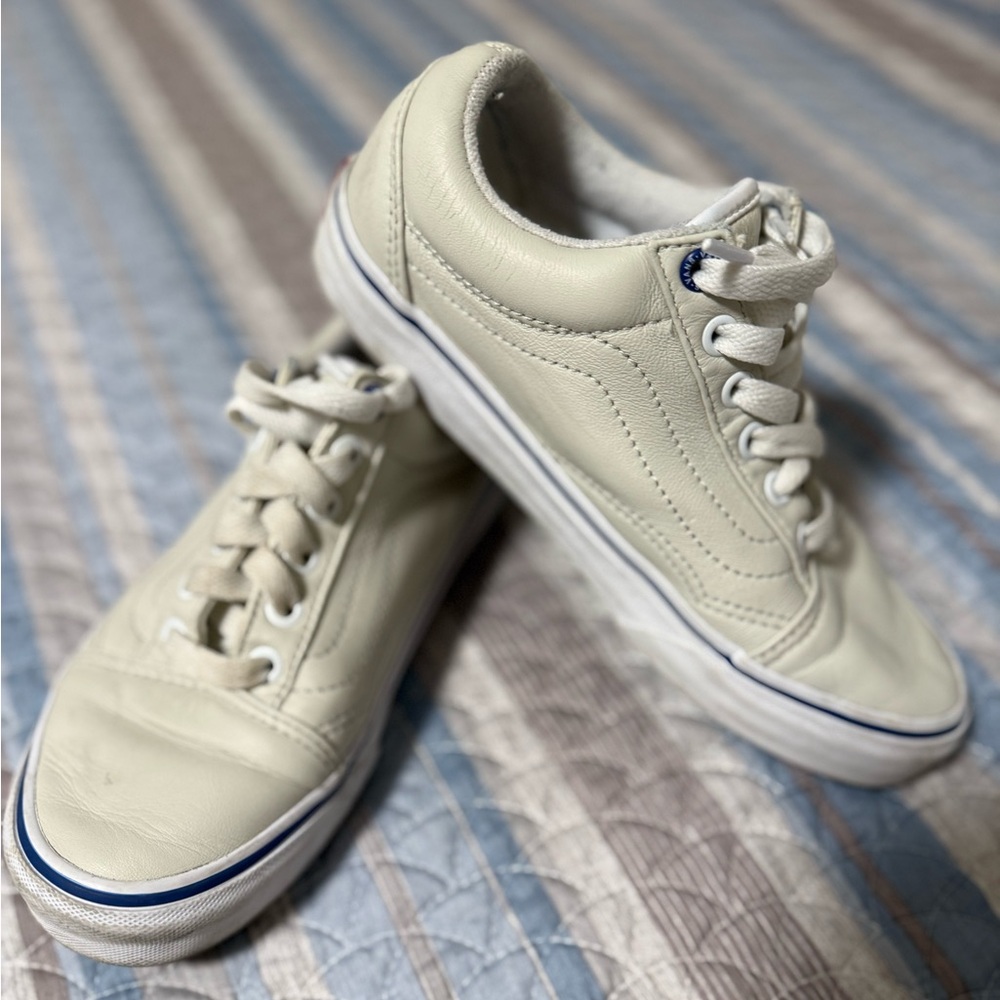 Vans Cream/White Leather Low-Top Sneakers